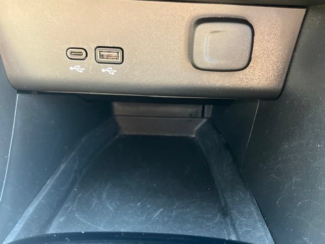 Used 2025 Buick Encore GX Preferred FWD image 22