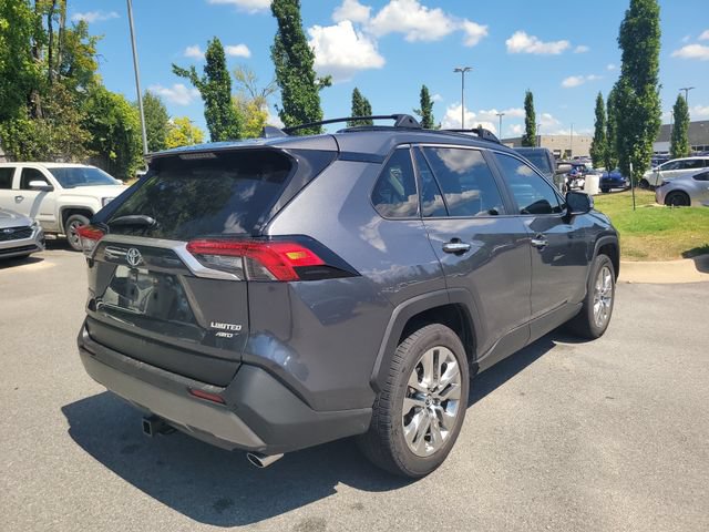 Used 2019 Toyota RAV4 Limited w/ Cold Weather Package AWD/4WD image 3