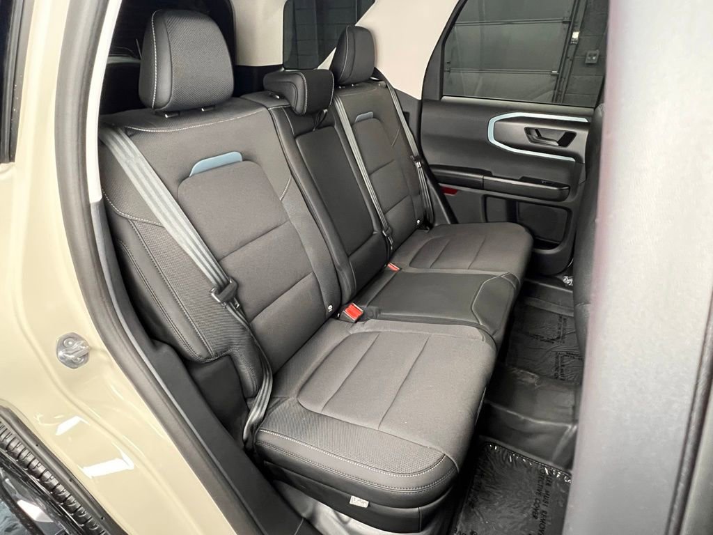Used 2024 Ford Bronco Sport Badlands image 10