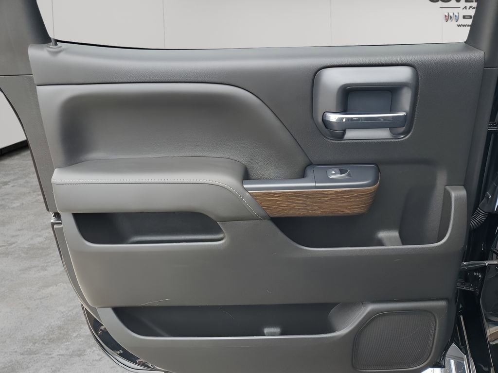 Used 2019 GMC Sierra 2500 Denali w/ Duramax Plus Package image 17