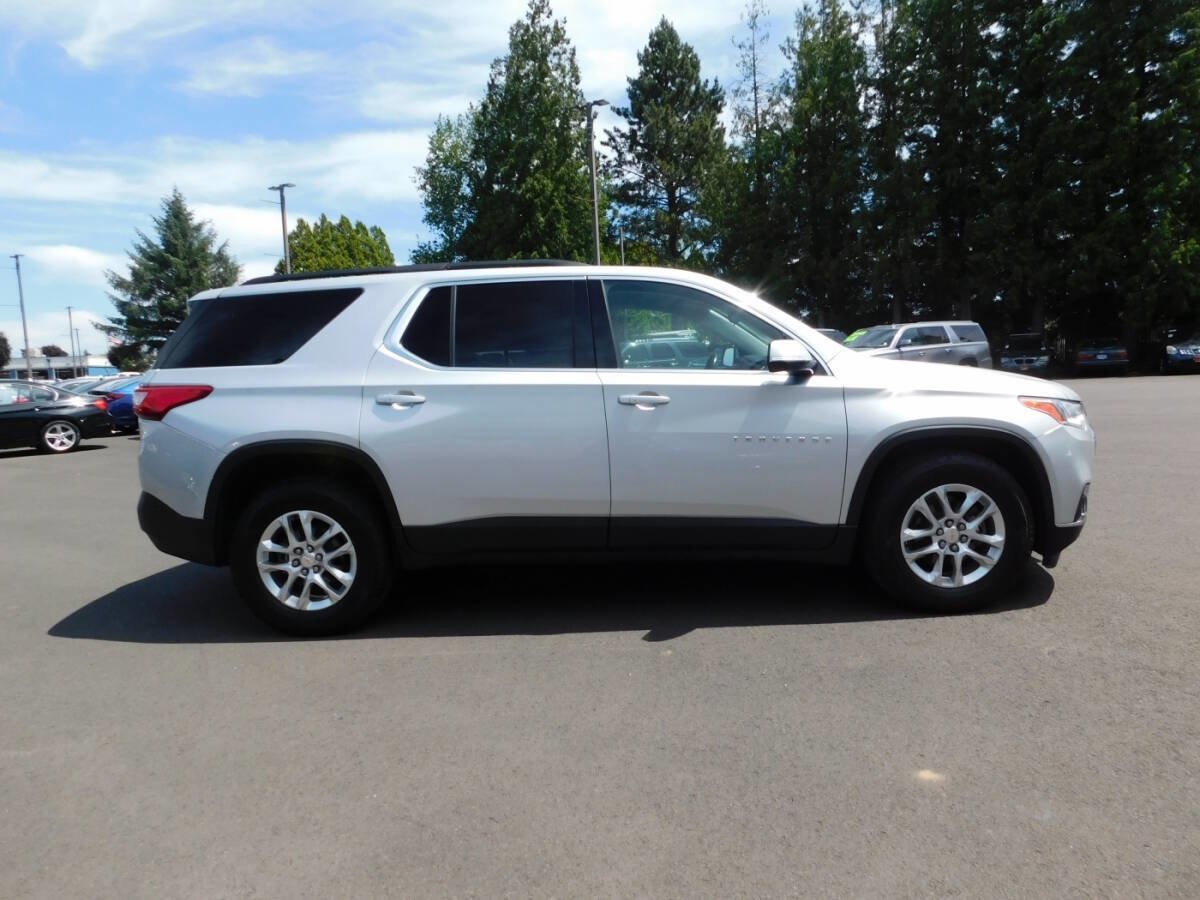Used 2019 Chevrolet Traverse LT w/ LPO, Floor Liner Package image 22