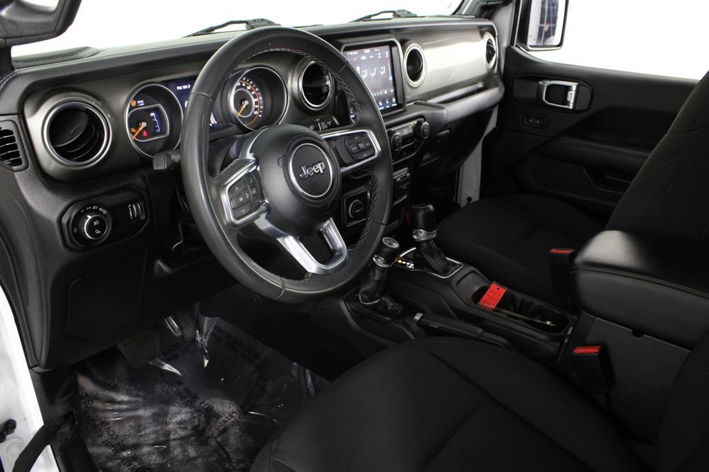 Used 2023 Jeep Gladiator Overland image 17