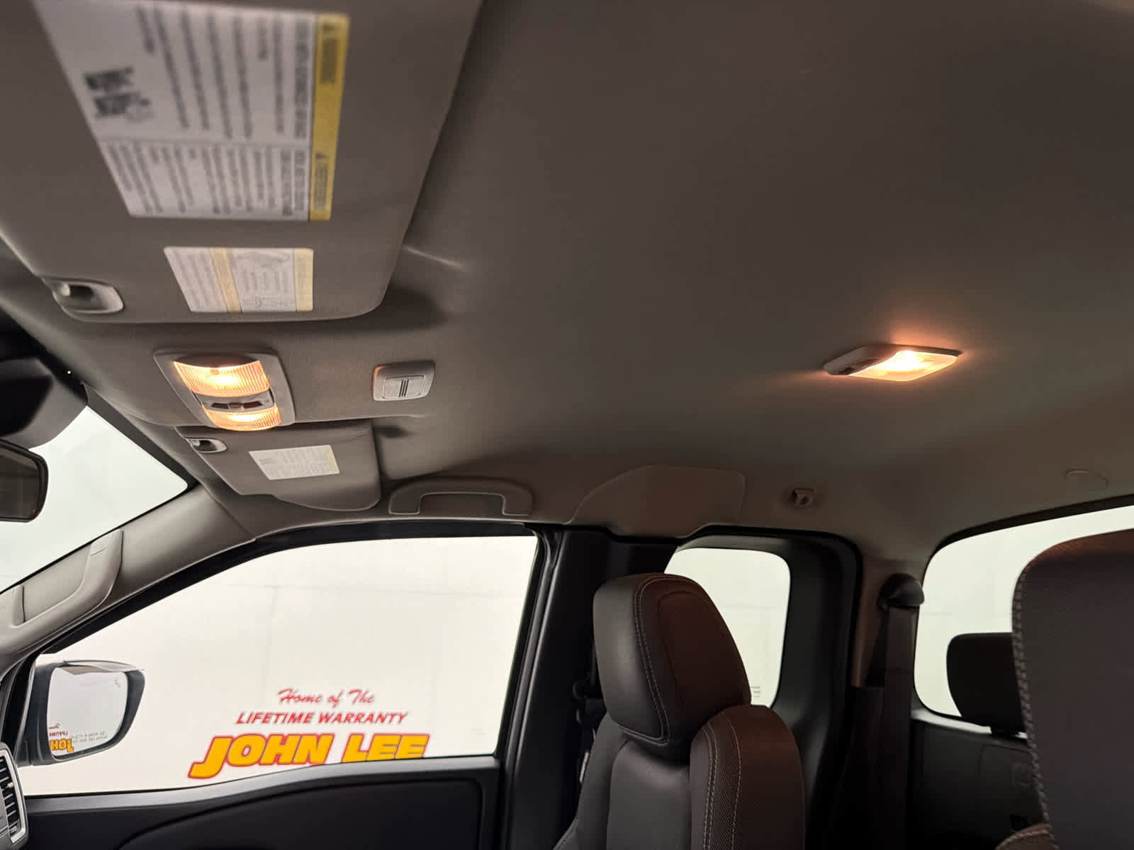 Certified 2022 Nissan Frontier SV w/ Technology Package AWD/4WD image 14