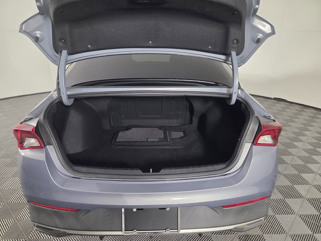 Used 2022 Kia K5 LX FWD image 26