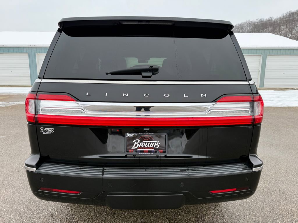Used 2018 Lincoln Navigator L Reserve image 7