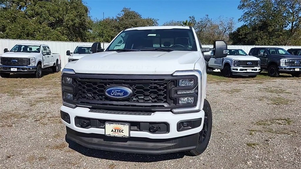 Used 2024 Ford F250 XL w/ STX Appearance Package image 3