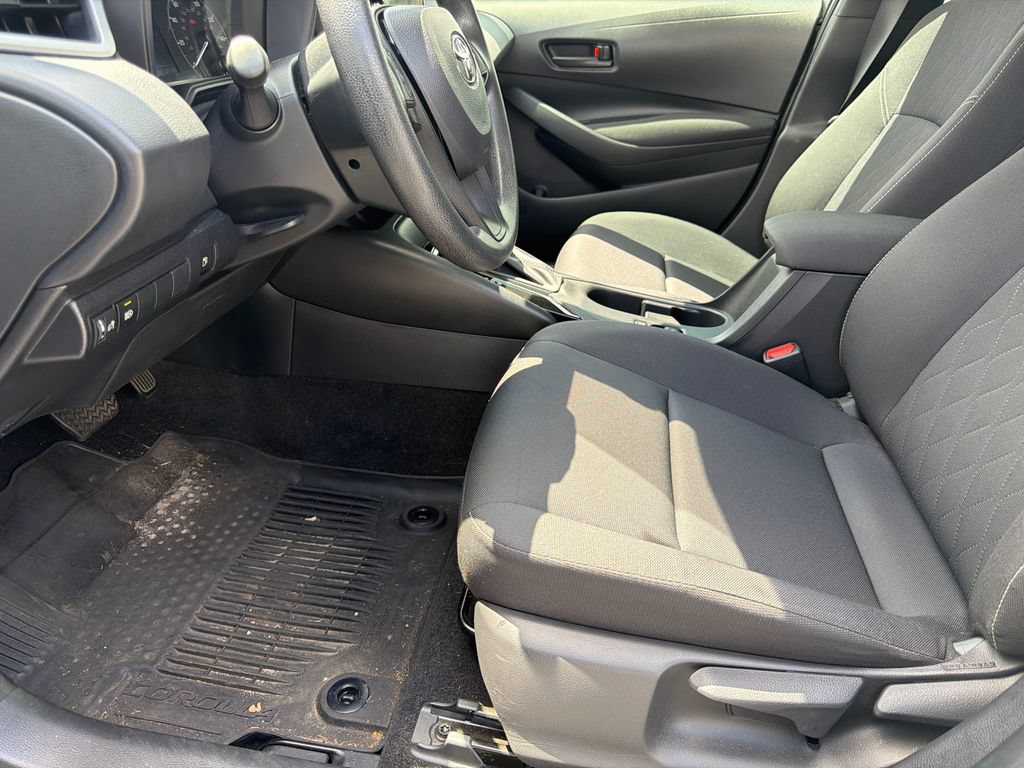 Used 2023 Toyota Corolla LE FWD image 17