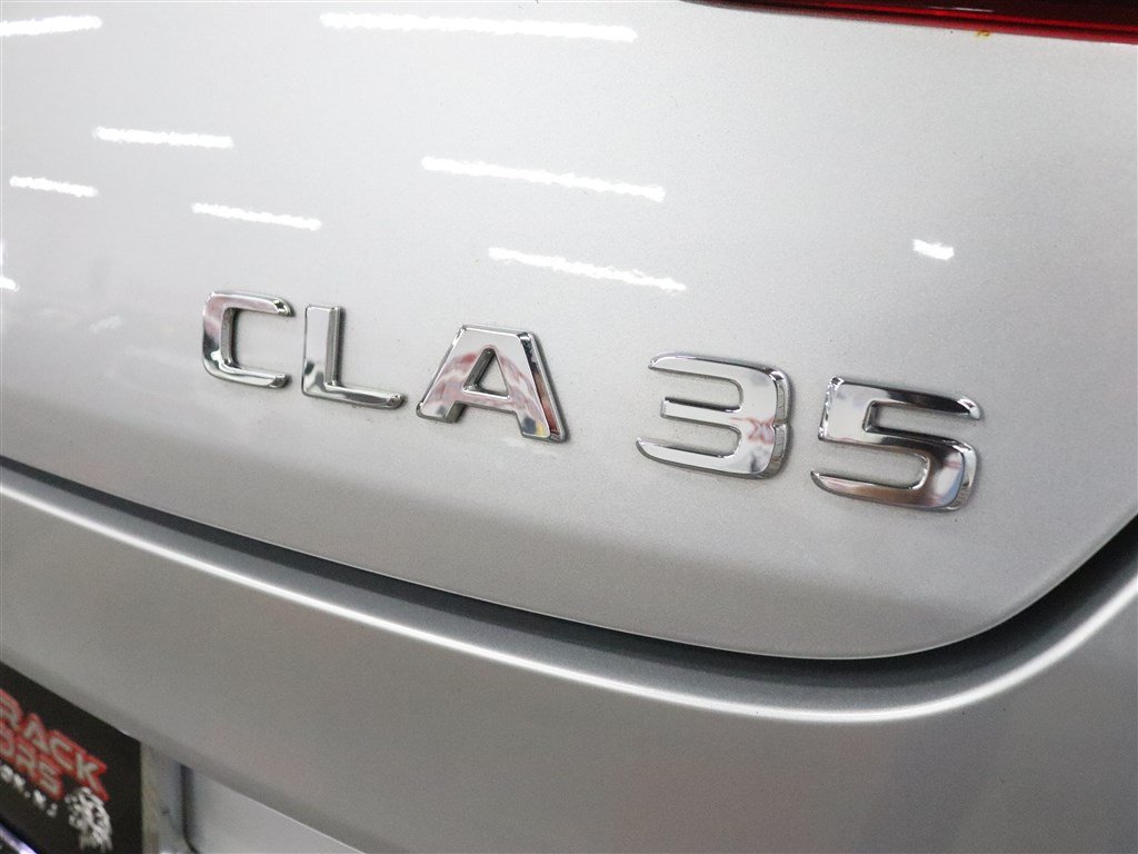 Used 2022 Mercedes-Benz CLA 35 AMG 4MATIC image 9