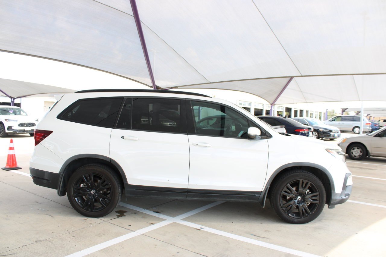 Used 2021 Honda Pilot Black Edition image 7