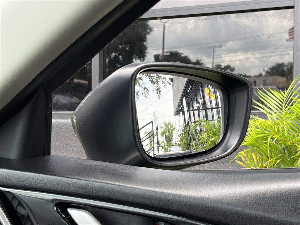 Used 2015 MAZDA MAZDA3 i Touring w/ Technology Package image 28