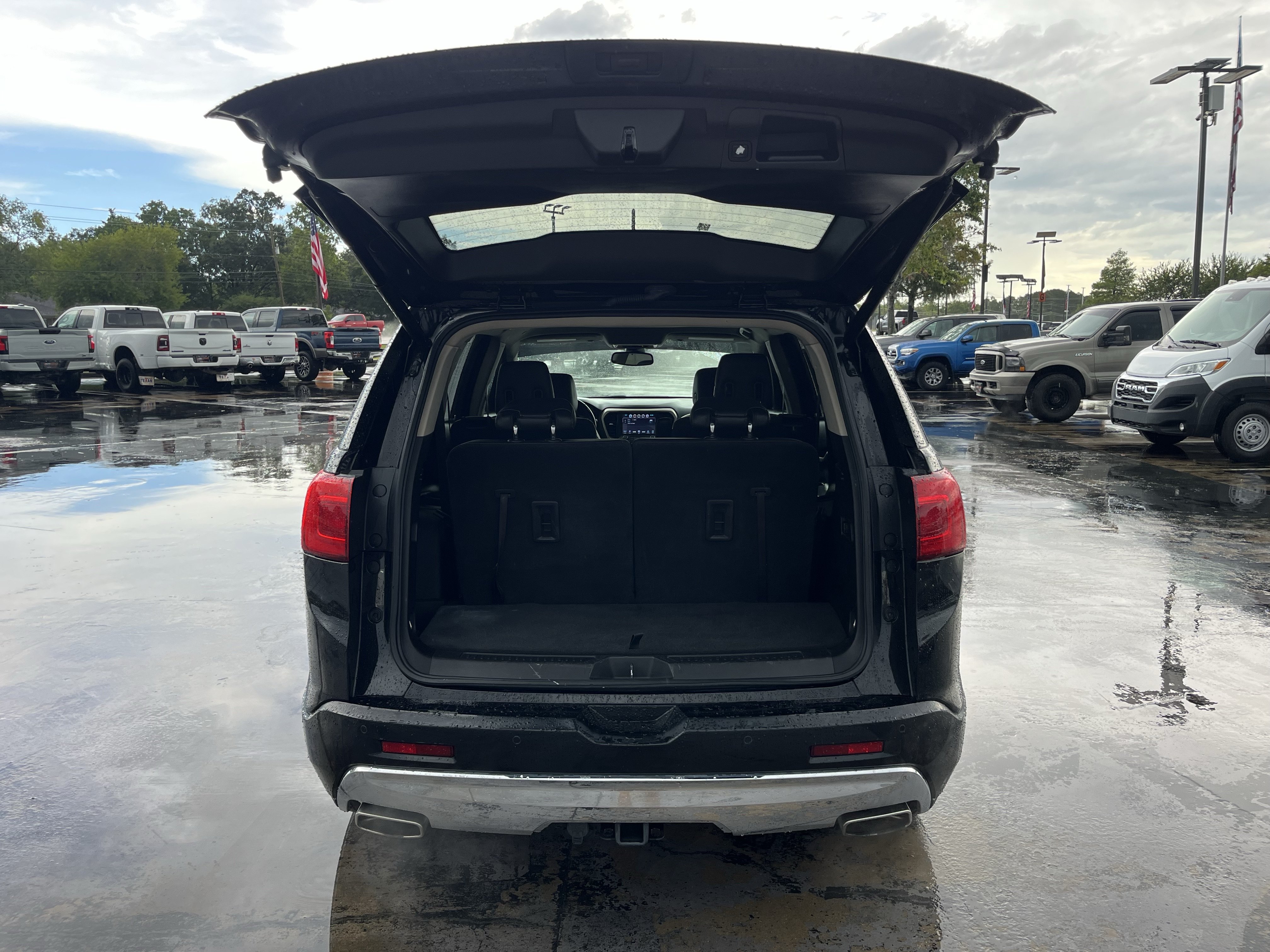 Used 2019 GMC Acadia Denali FWD image 13