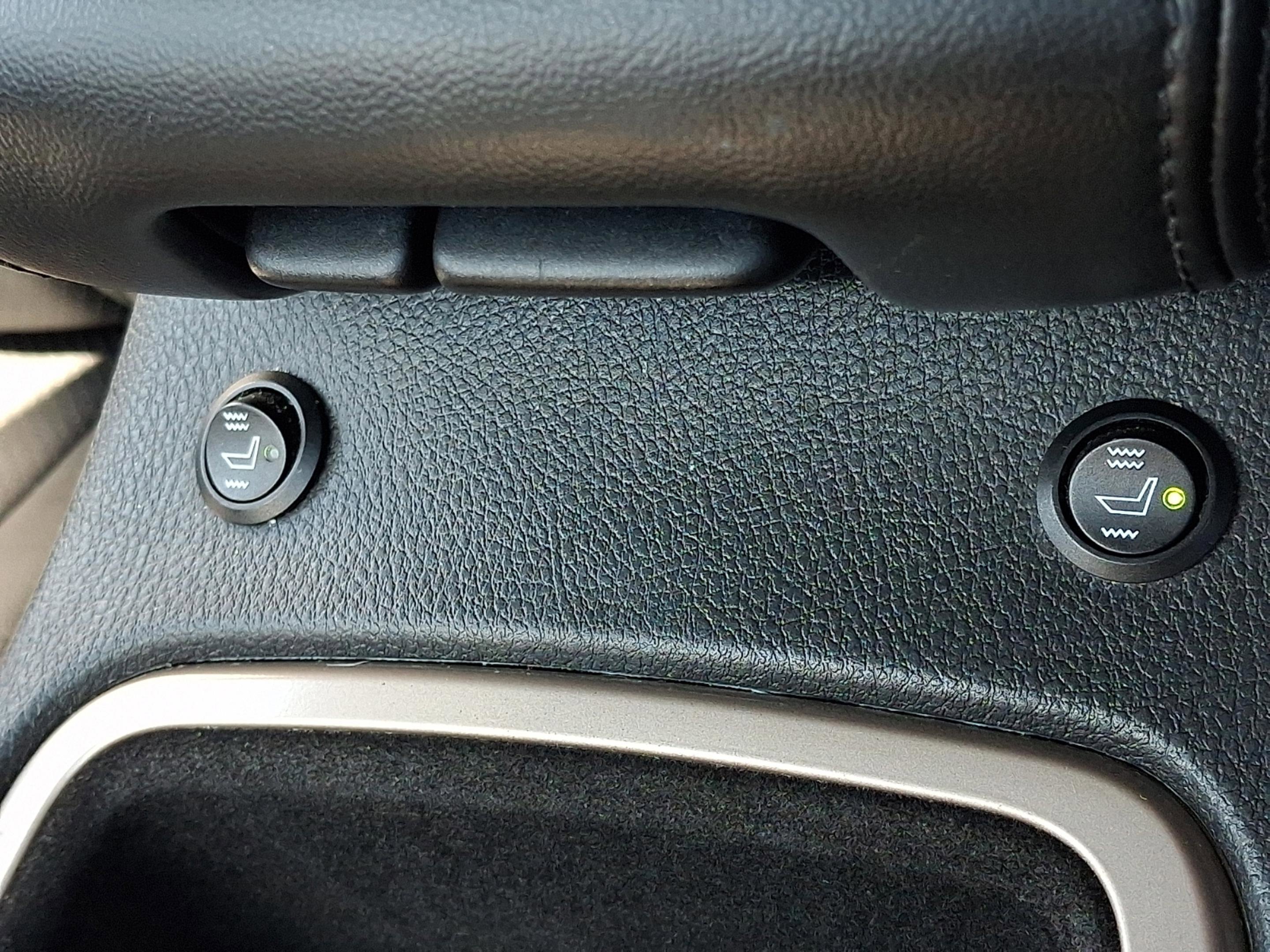 Used 2015 Jeep Grand Cherokee Laredo w/ Quick Order Package 23E image 21