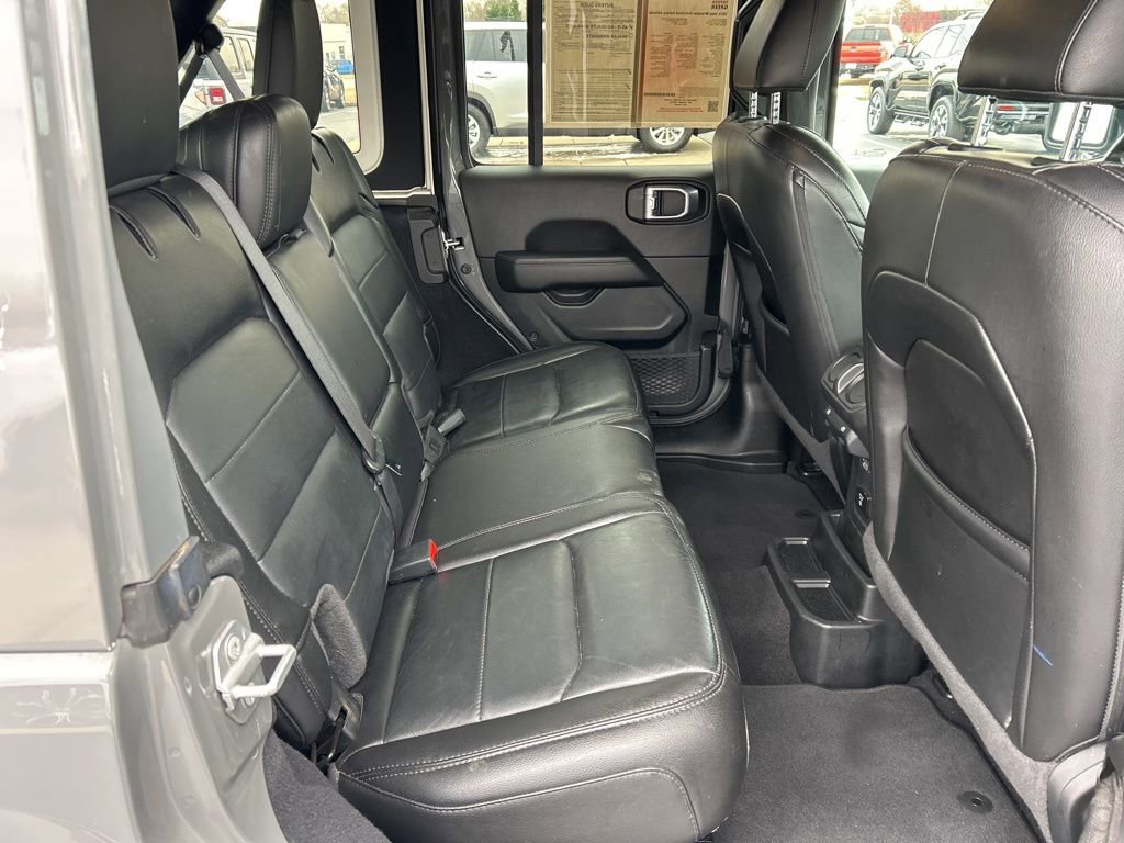 Used 2021 Jeep Wrangler Unlimited Sahara image 19