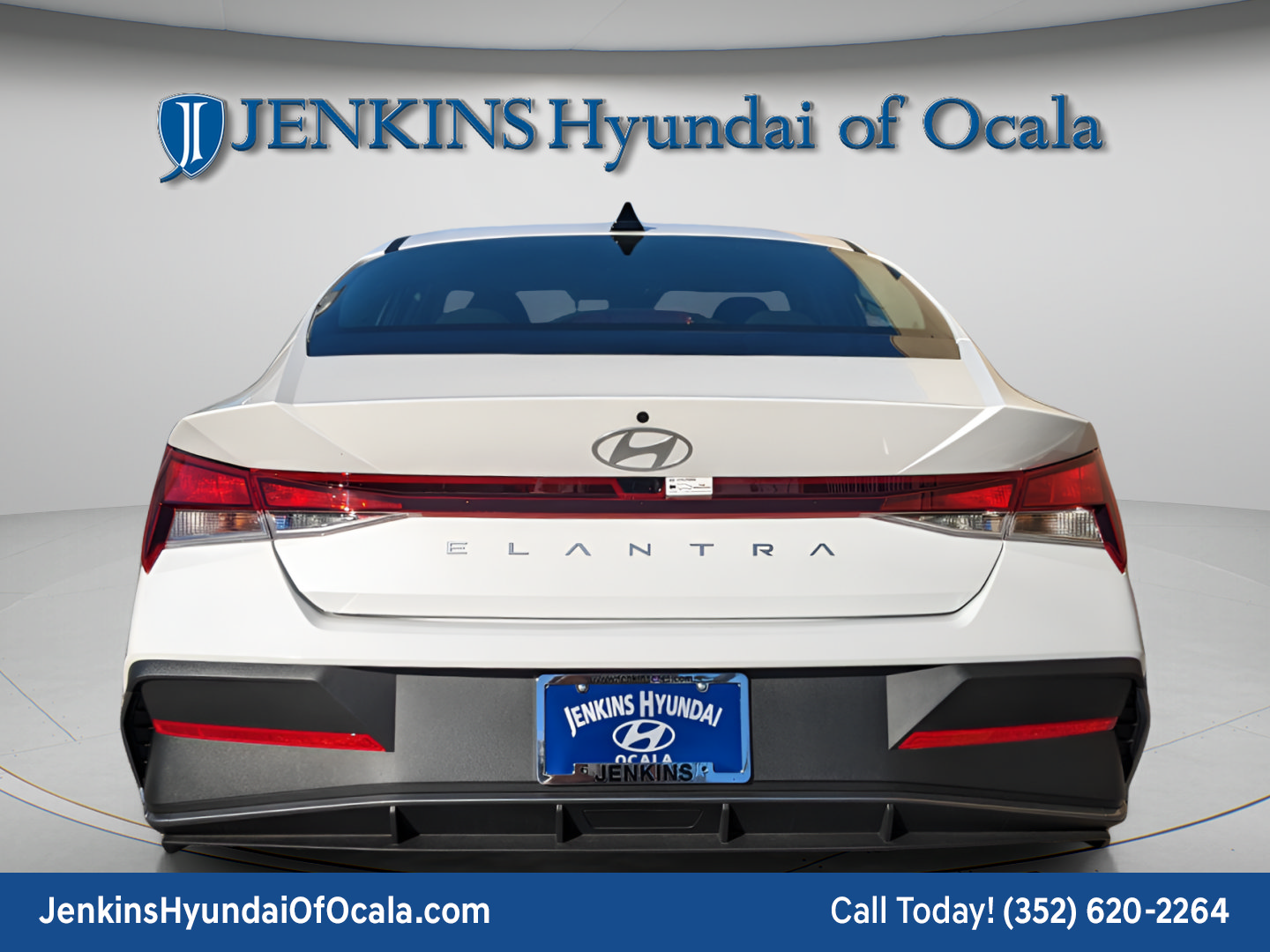 Certified 2025 Hyundai Elantra Sport w/ Cargo Package FWD image 4