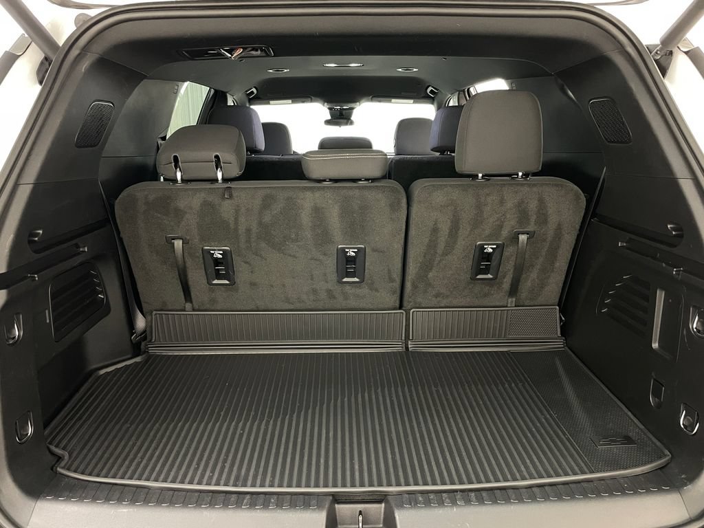 Certified 2024 Chevrolet Traverse LT FWD image 44