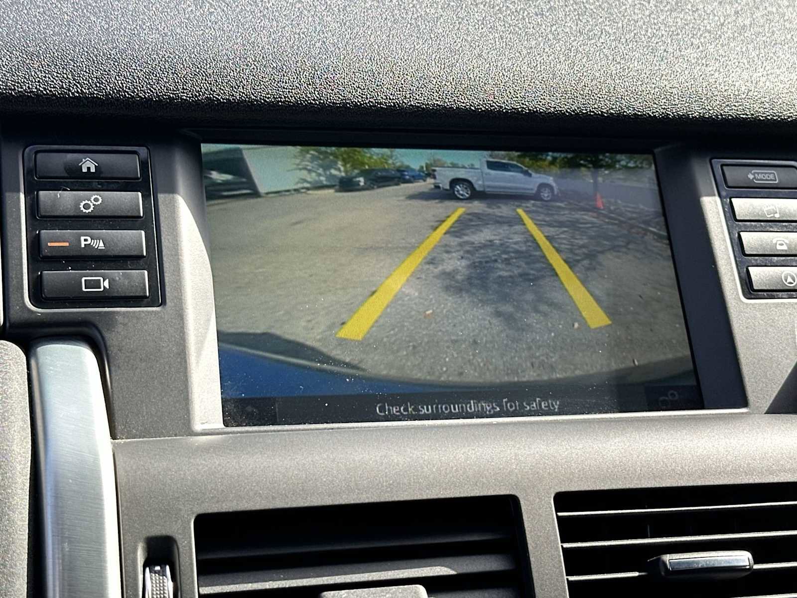 Used 2019 Land Rover Discovery Sport HSE image 22