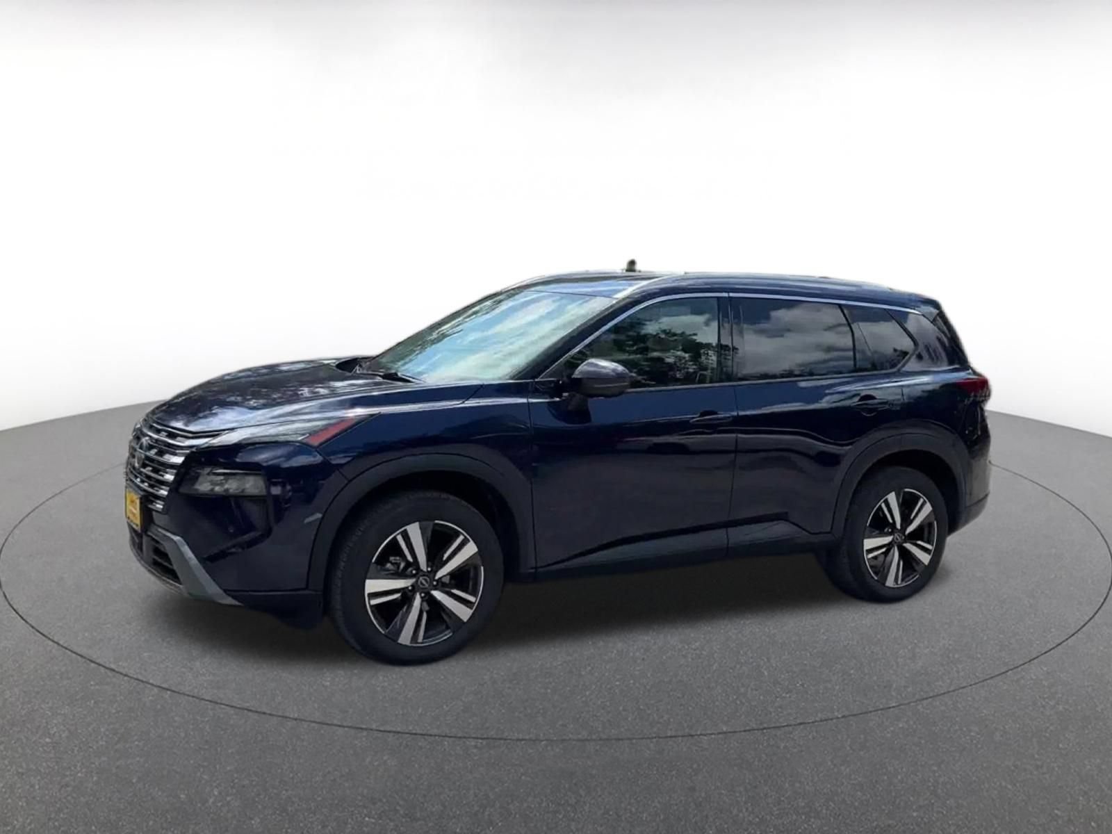 Used 2026 Nissan Rogue SL AWD/4WD image 7