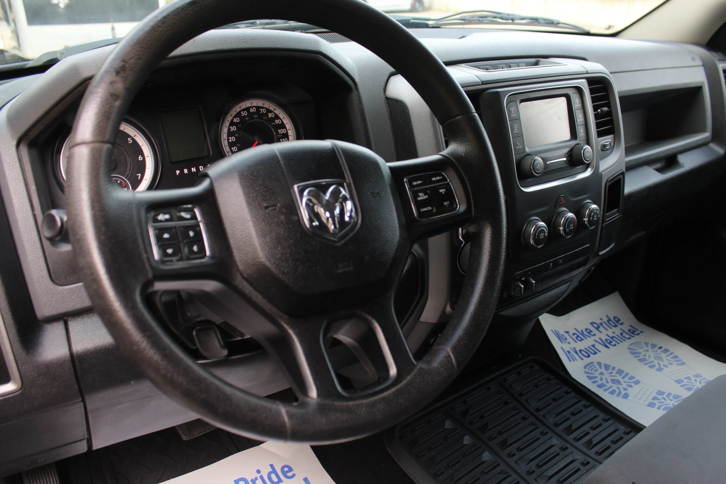 Used 2015 RAM 1500 Express AWD/4WD image 11