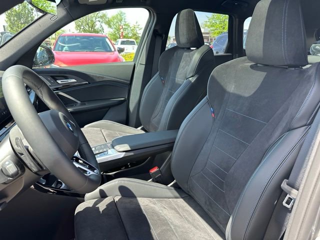 New 2026 BMW X1 xDrive28i w/ M Sport Package AWD/4WD image 4