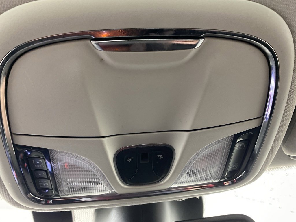 Used 2021 Jeep Cherokee Limited w/ Elite Package image 31