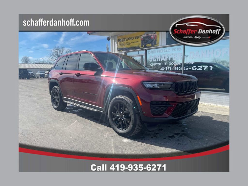 Used 2024 Jeep Grand Cherokee Altitude image 1