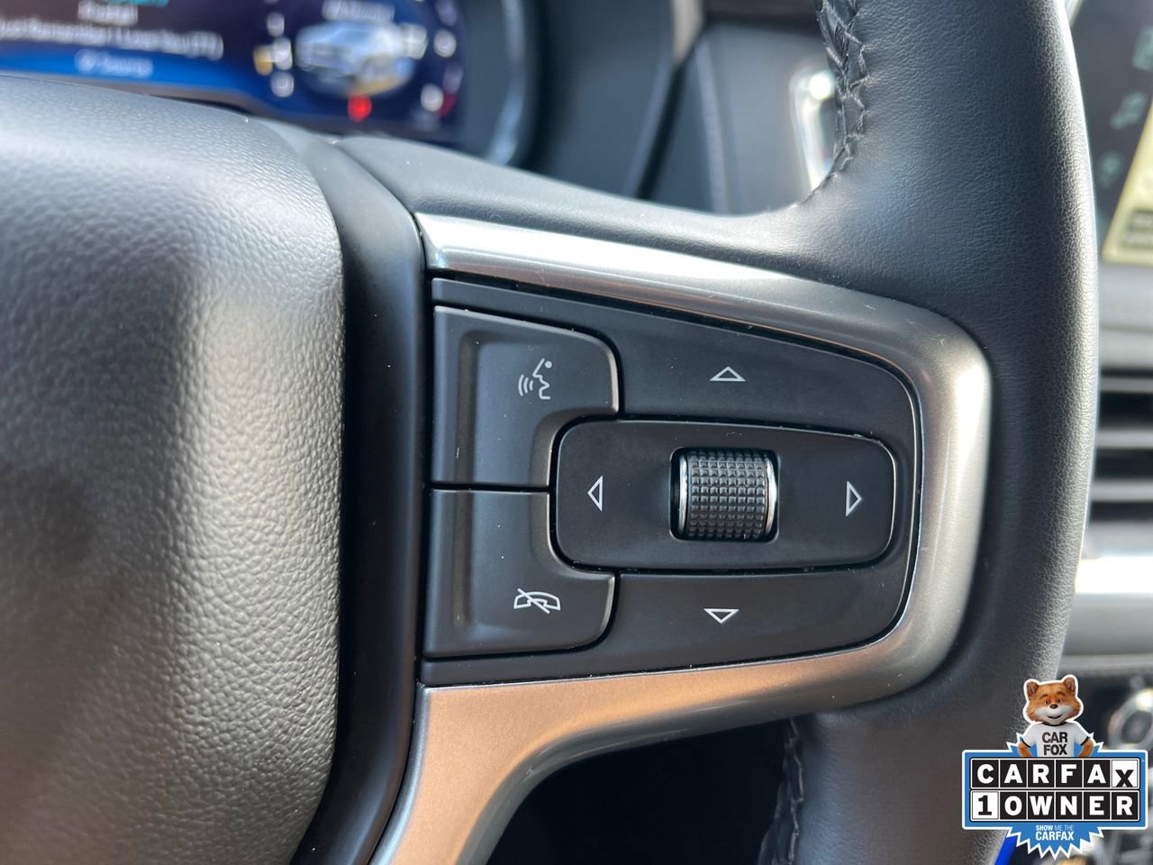 Used 2024 Chevrolet Suburban LT image 34