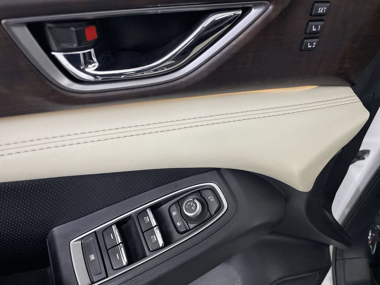 Used 2021 Subaru Ascent Touring AWD/4WD image 11