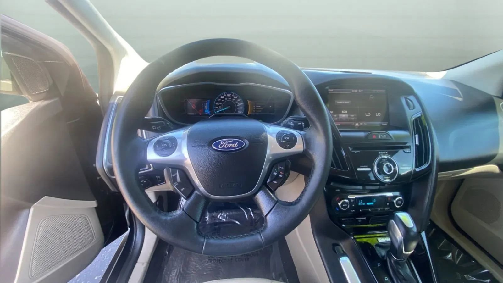 Used 2013 Ford Focus Electric Hatchback FWD image 22