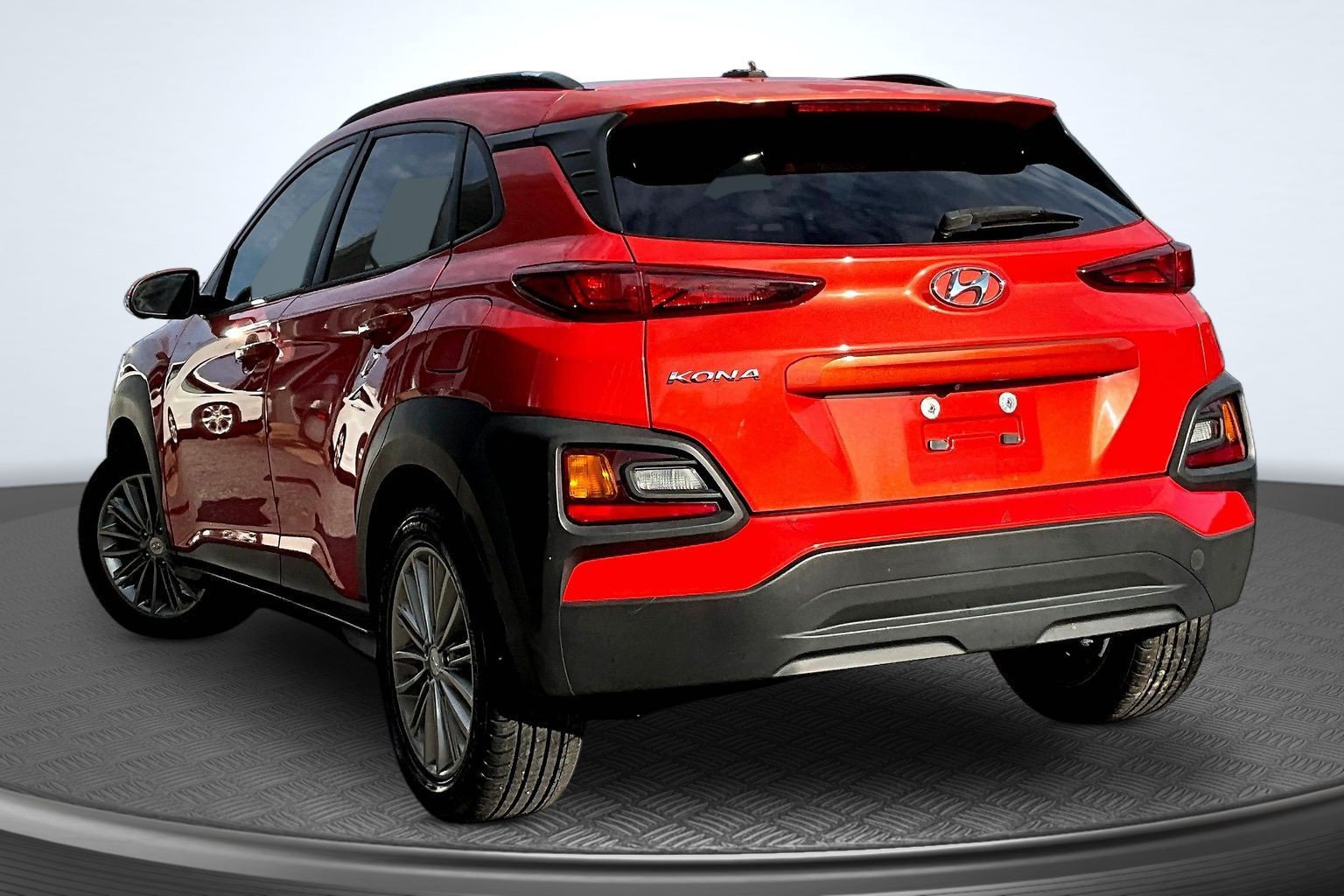 Used 2019 Hyundai Kona SEL FWD image 3