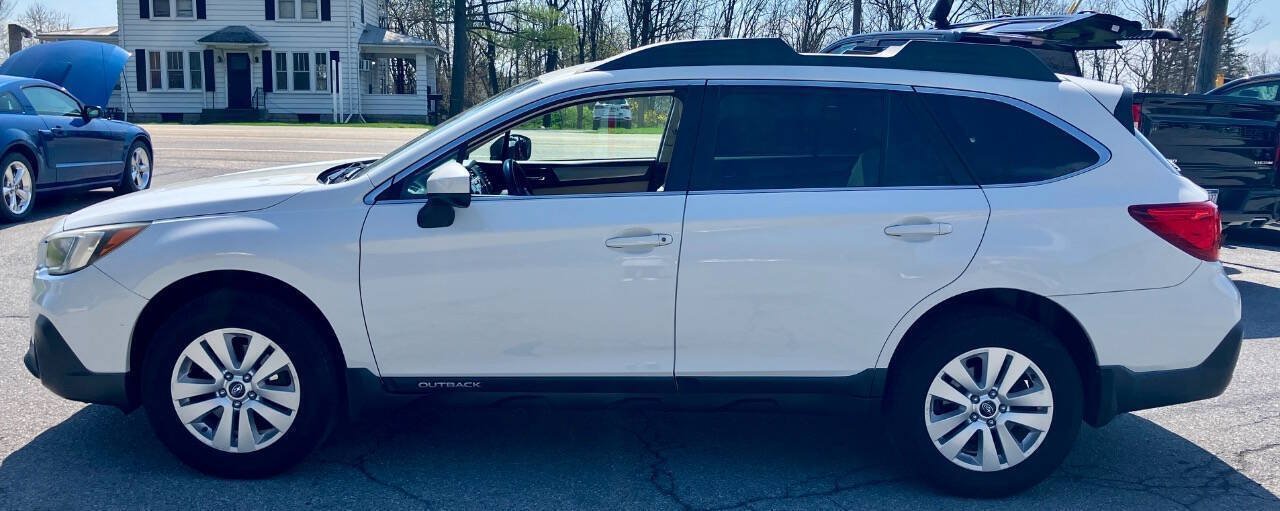 Used 2018 Subaru Outback 2.5i Premium AWD/4WD image 8