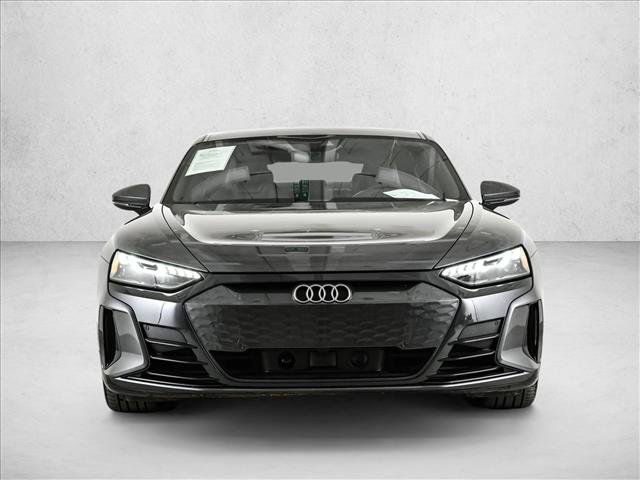 Used 2024 Audi e-tron GT Premium Plus image 2