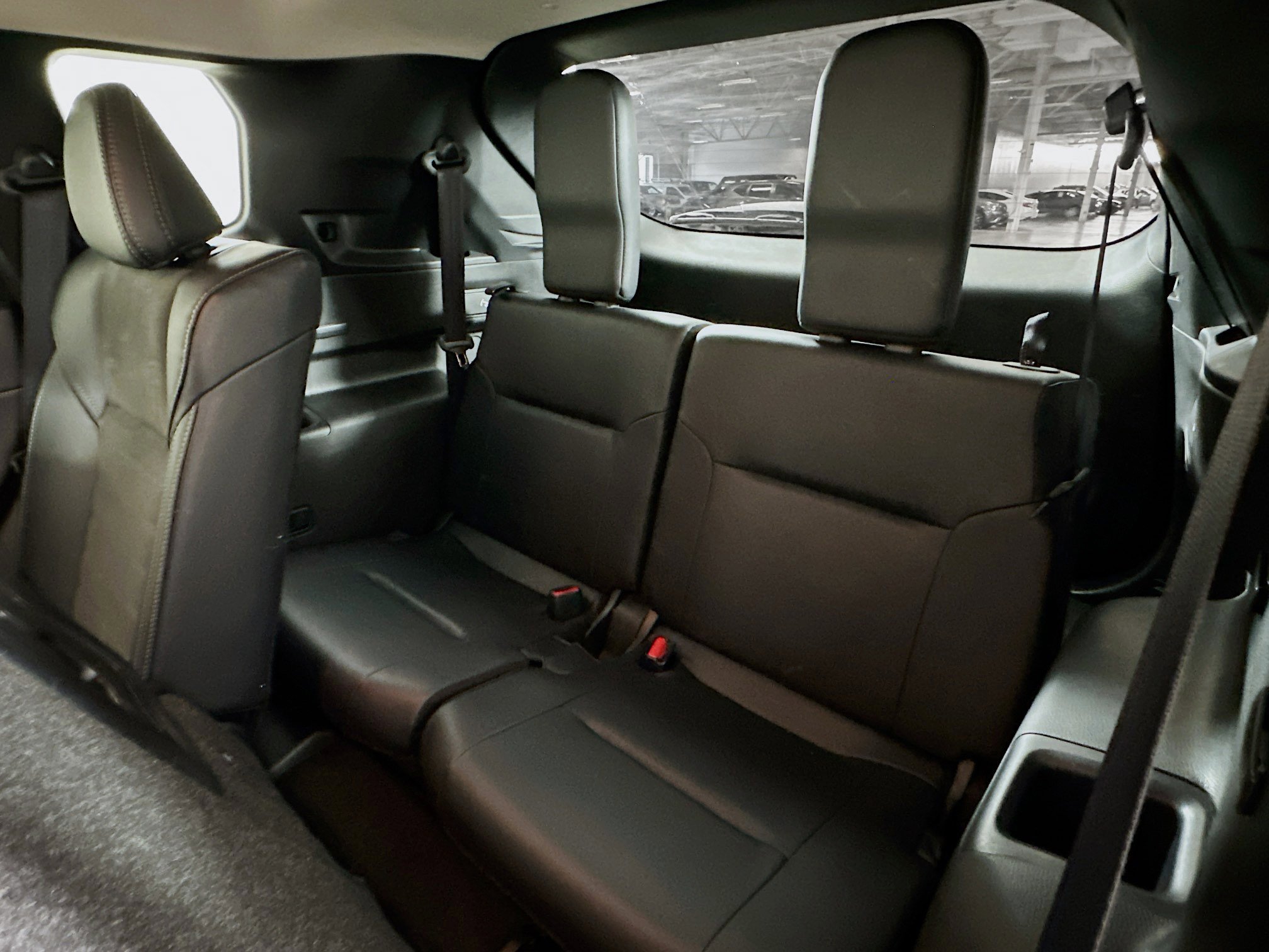 Used 2024 Mitsubishi Outlander SE image 28