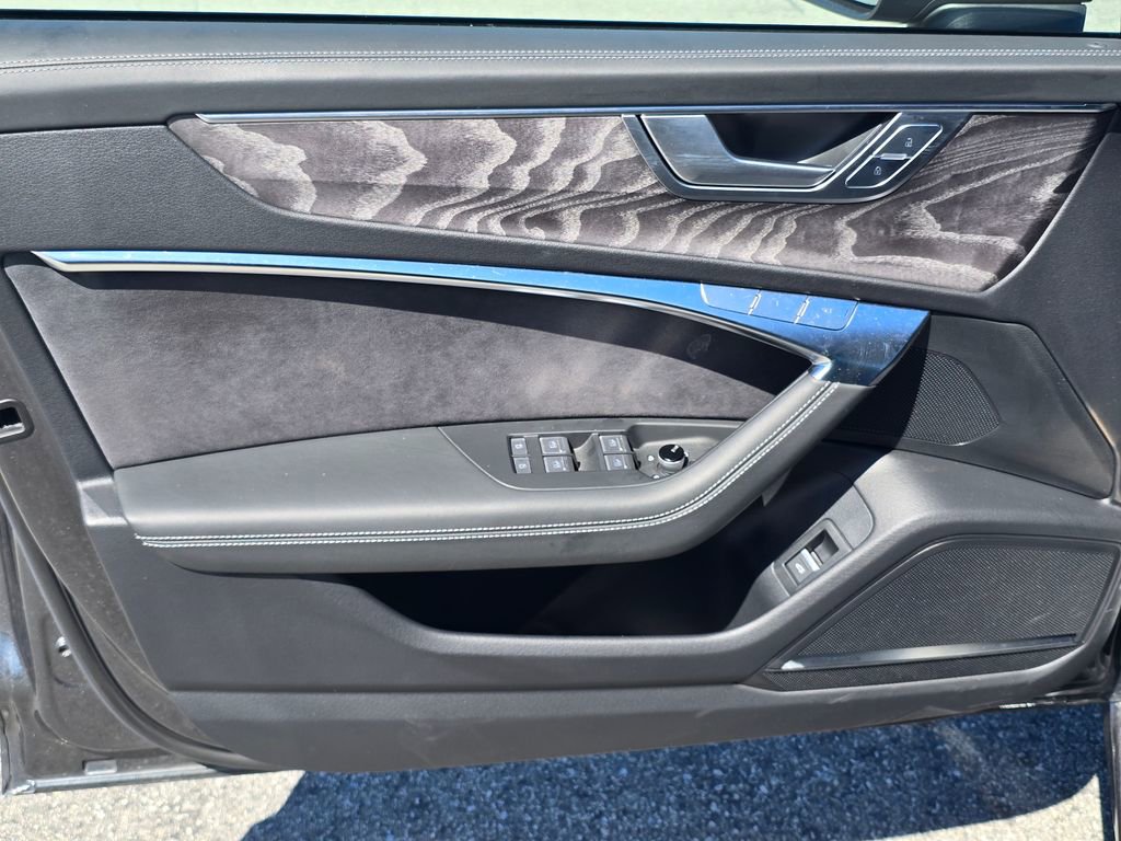 Used 2025 Audi A6 3.0T Prestige w/ Prestige Package AWD/4WD image 14