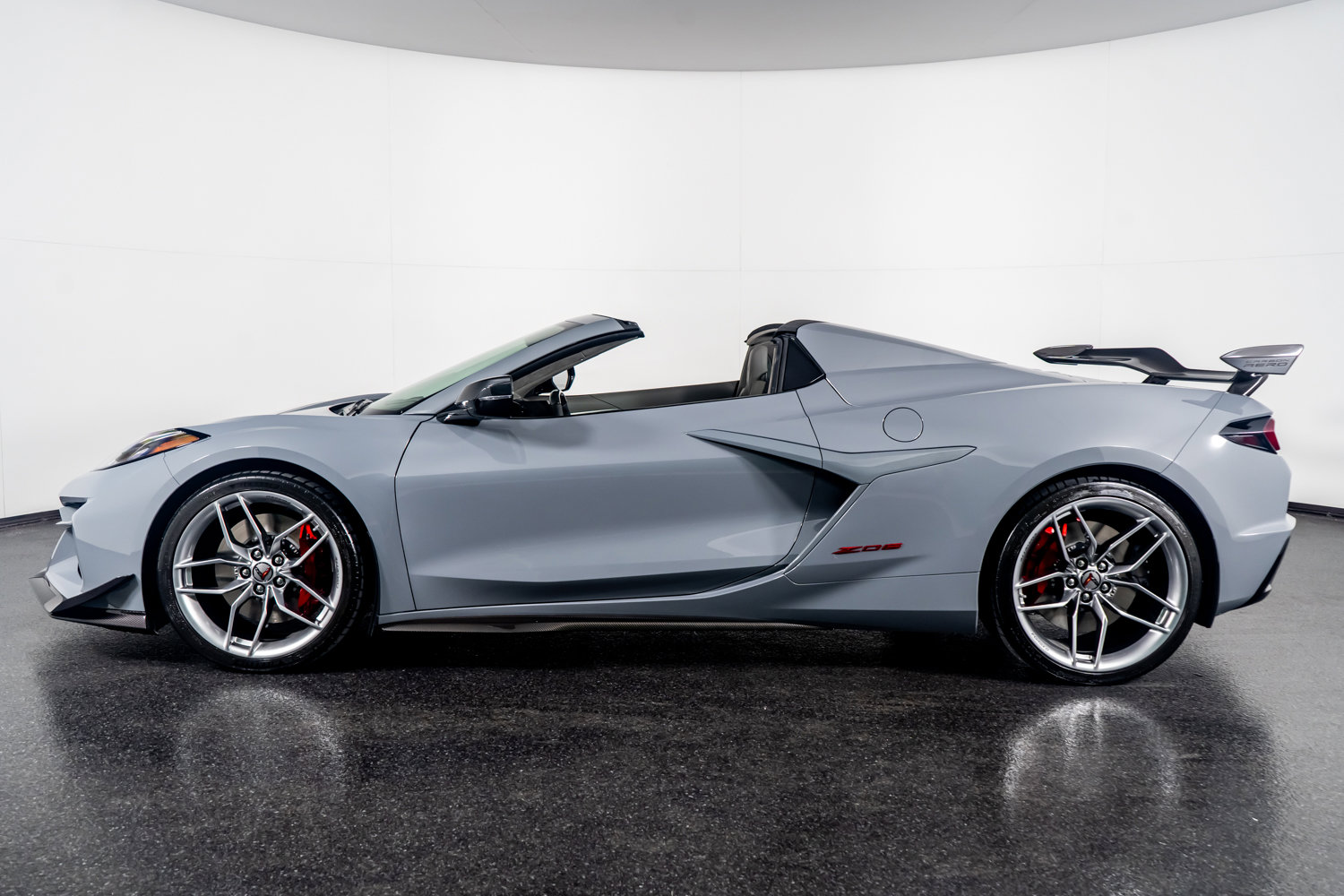 Used 2025 Chevrolet Corvette Z06 image 19