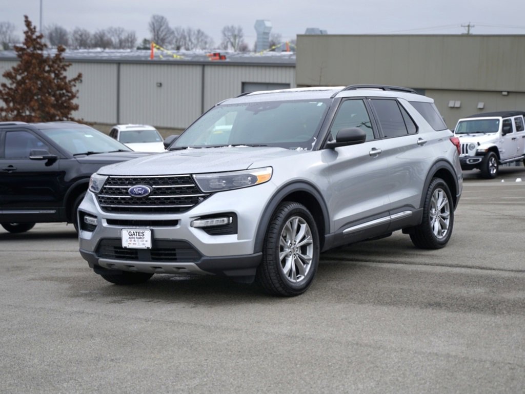 Used 2020 Ford Explorer XLT w/ Equipment Group 202A image 11