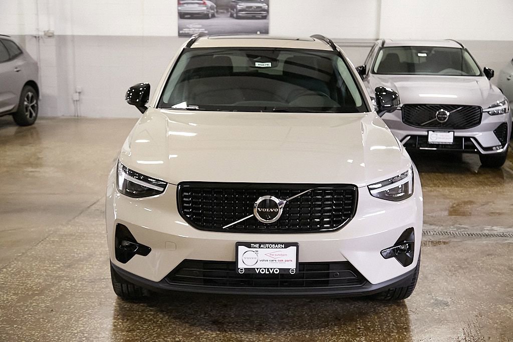New 2026 Volvo XC40 B5 Ultra w/ Climate Package image 5