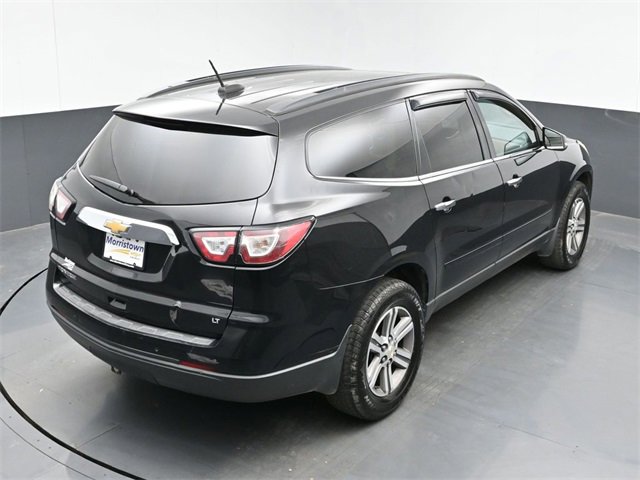 Used 2017 Chevrolet Traverse LT image 40
