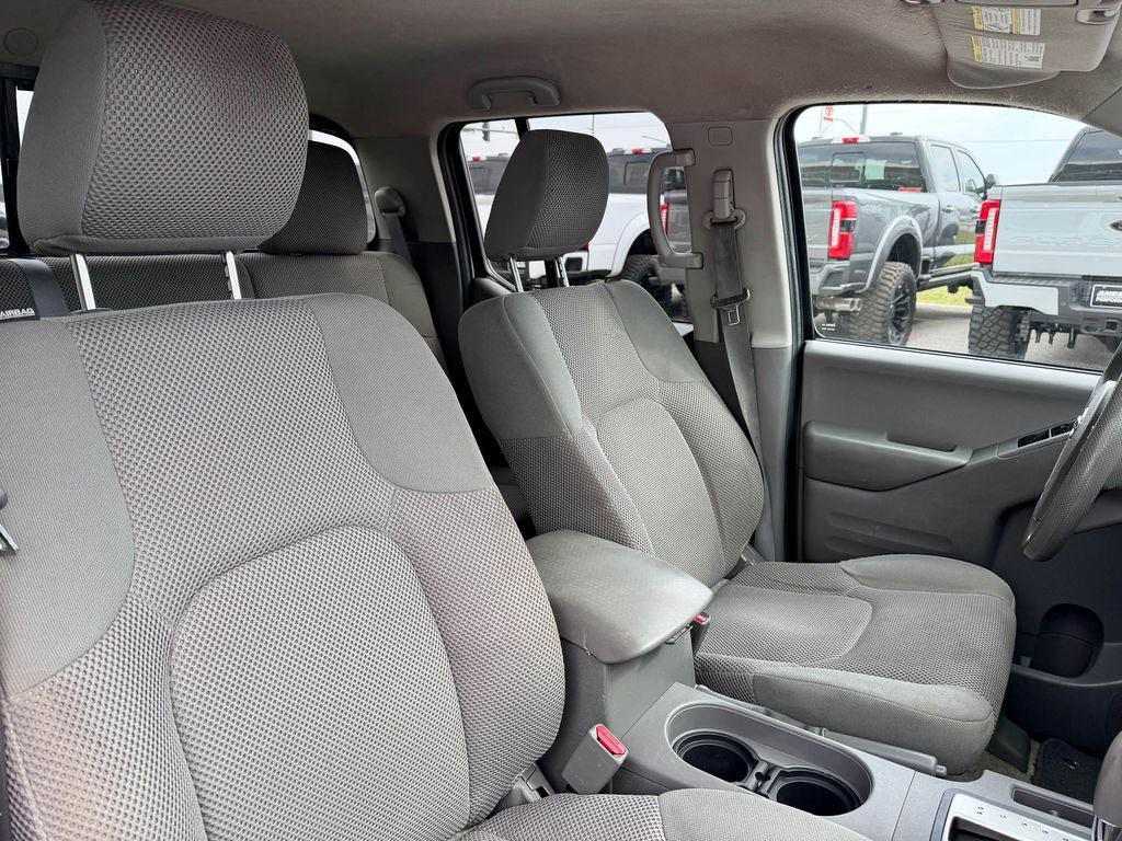 Used 2016 Nissan Frontier SV AWD/4WD image 20