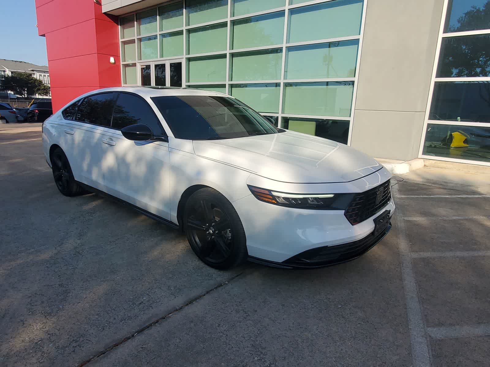 Used 2023 Honda Accord Sport image 9