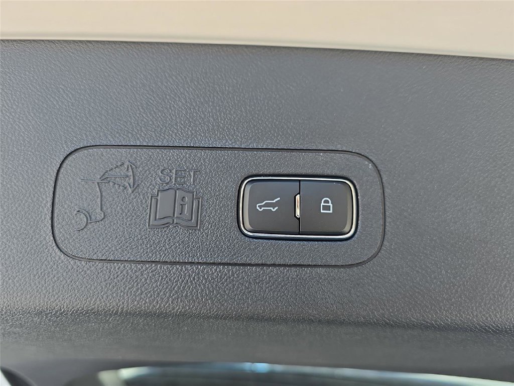 New 2026 Lincoln Aviator Reserve AWD/4WD image 11
