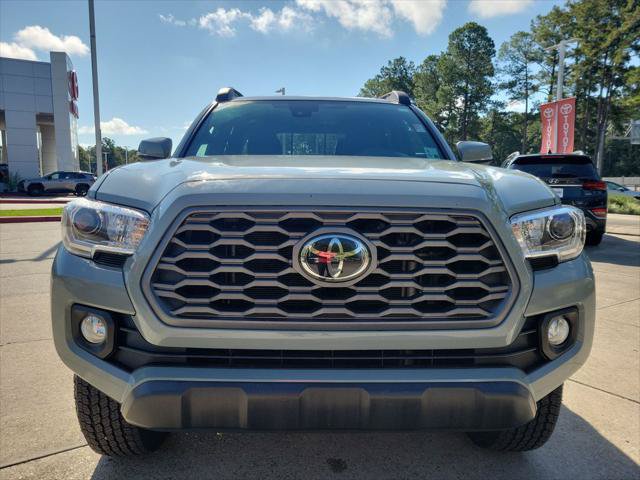 Certified 2023 Toyota Tacoma TRD Off-Road AWD/4WD image 4
