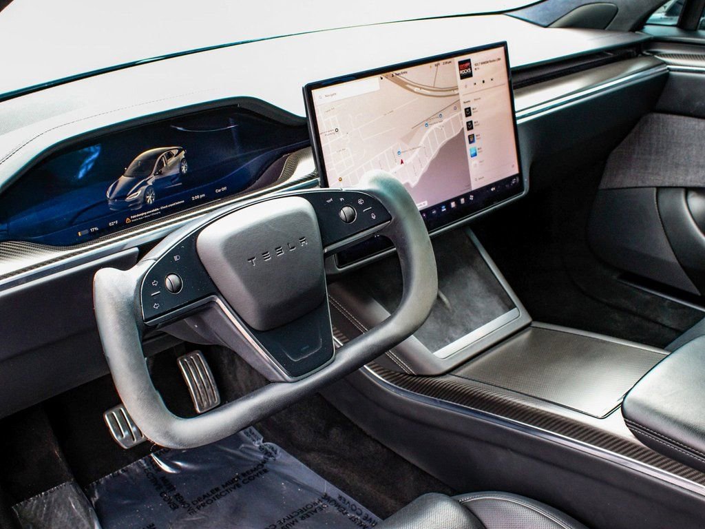 Used 2021 Tesla Model S Plaid image 15