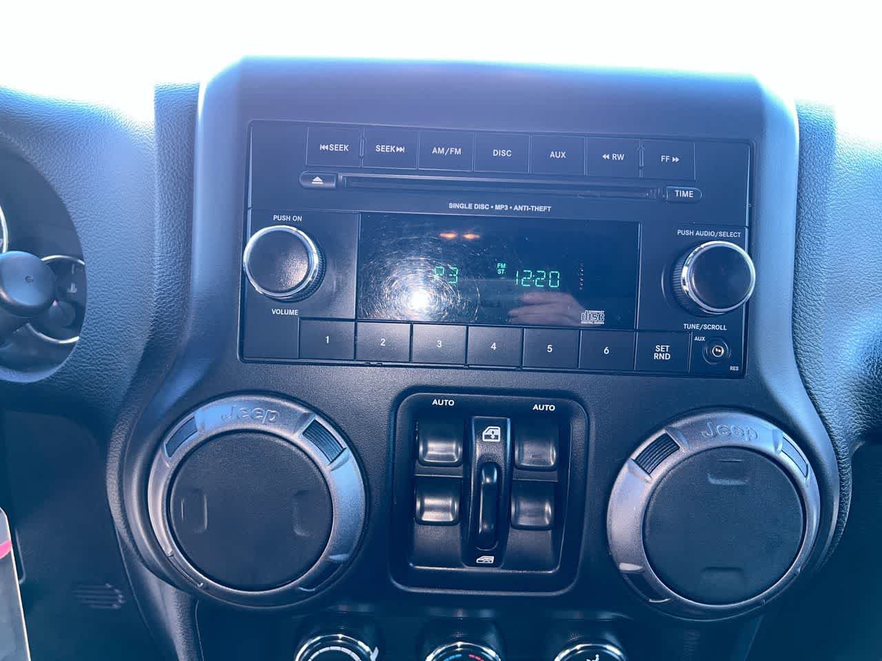 Used 2018 Jeep Wrangler Unlimited Sport S AWD/4WD image 17