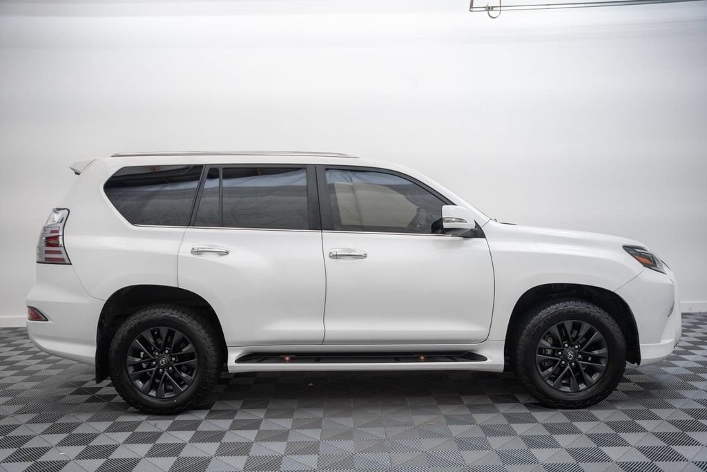 Used 2022 Lexus GX 460 Premium w/ Premium Plus Package AWD/4WD image 4