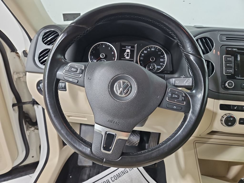 Used 2013 Volkswagen Tiguan SE AWD/4WD image 15
