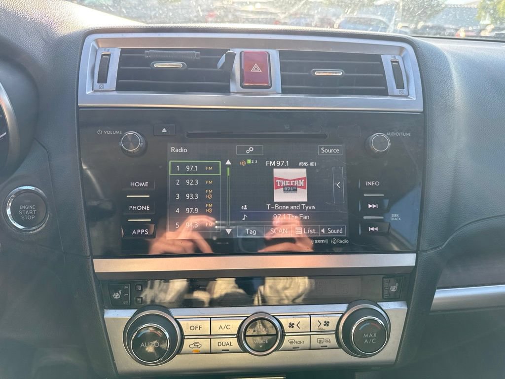 Used 2017 Subaru Outback 2.5i Limited AWD/4WD image 23