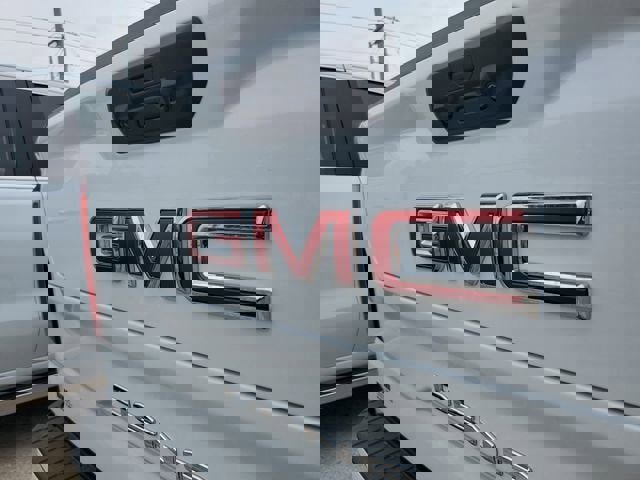 New 2026 GMC Sierra 1500 Denali w/ Denali Reserve Package AWD/4WD image 7