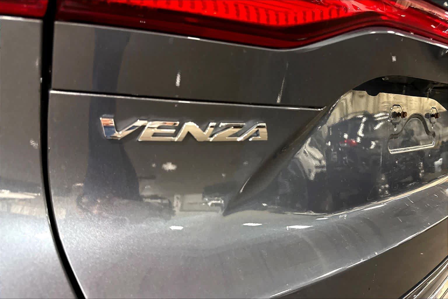 Used 2021 Toyota Venza Limited w/ Advanced Technology Package AWD/4WD image 29