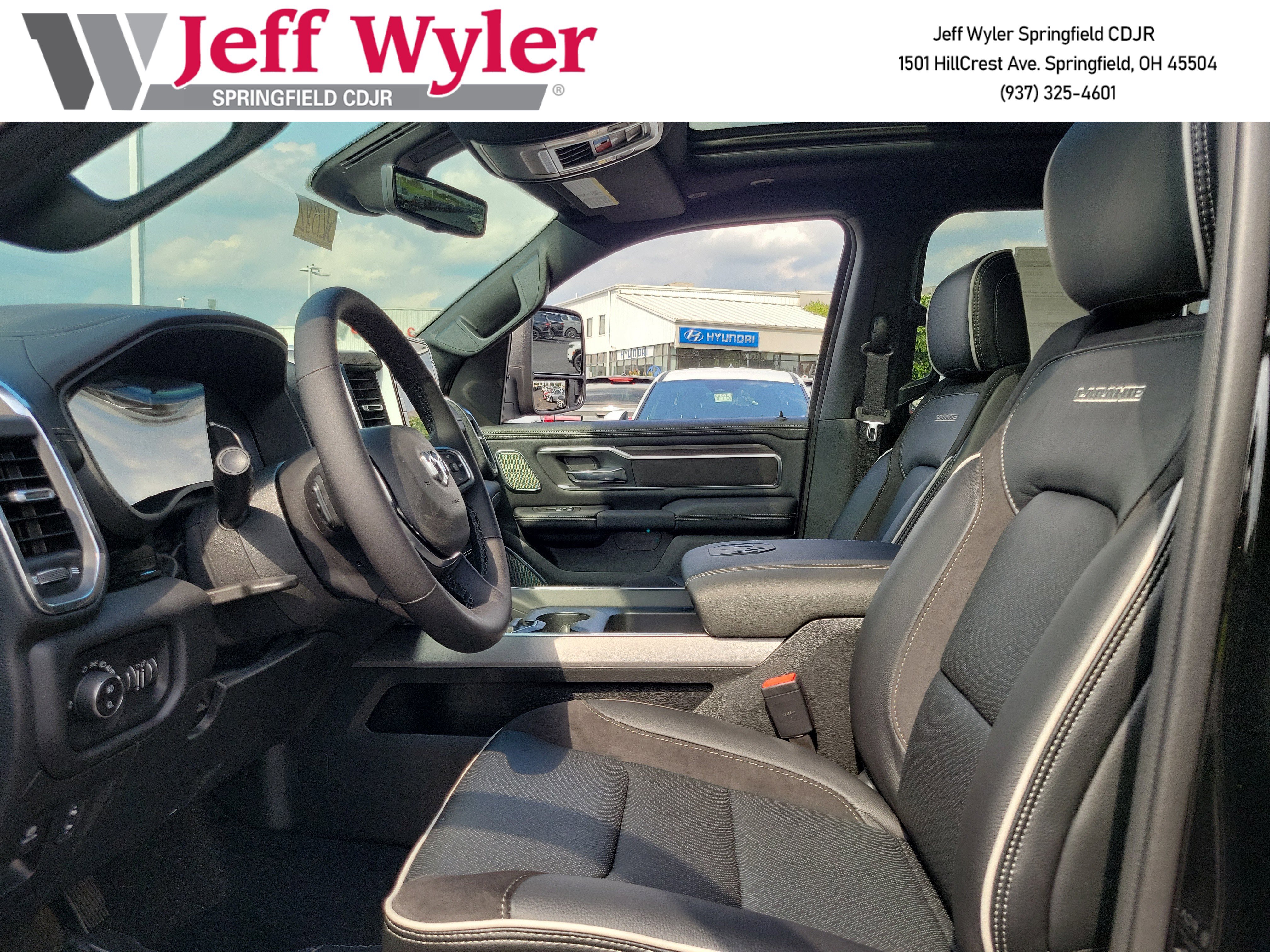 New 2026 RAM 1500 Laramie w/ Night Edition image 15