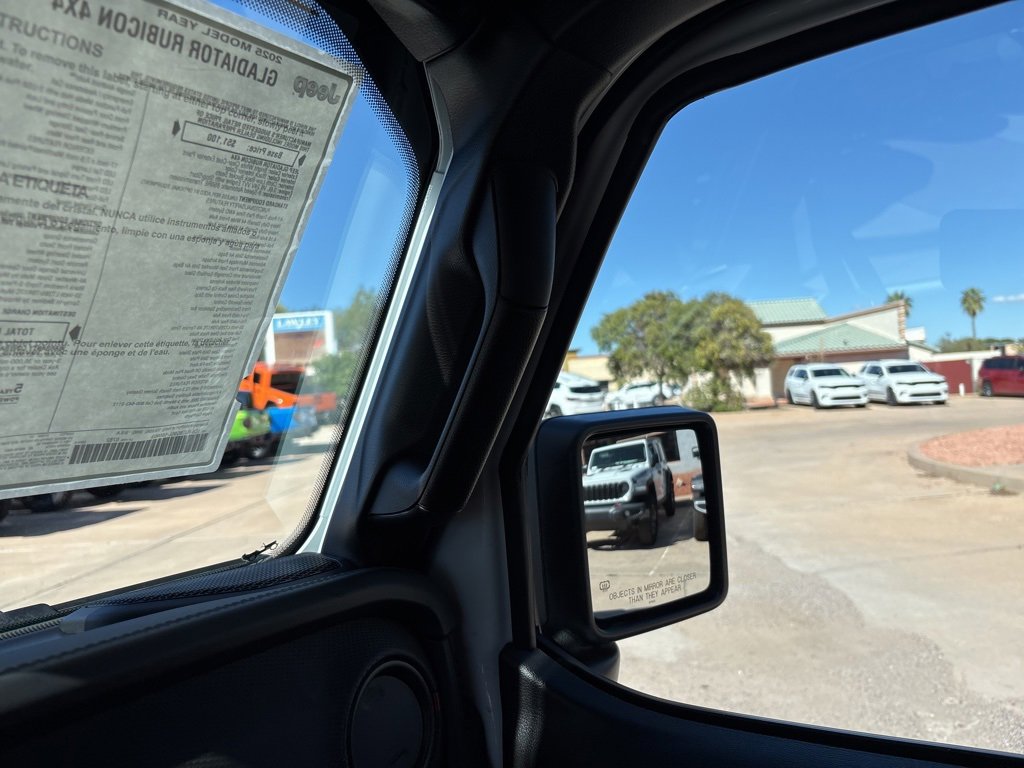 New 2025 Jeep Gladiator Rubicon w/ Convenience Group image 35